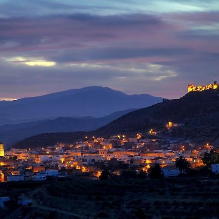 Alojamiento Dunas Centro Tabernas Kültér fotó